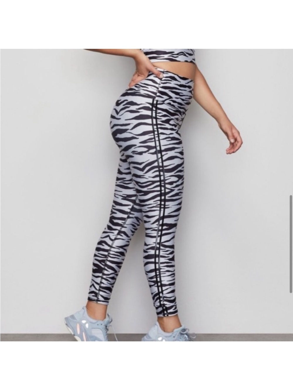 GOOD AMERICAN CORE STRENGTH ZEBRA LEGGING Size 6 3X